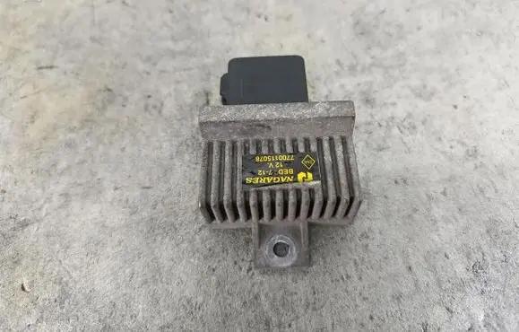 Volvo S40, V40 Other relay 7700115078NAGARES