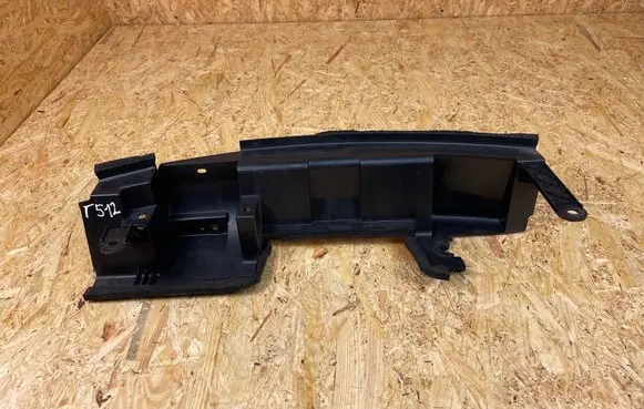 Other engine bay part