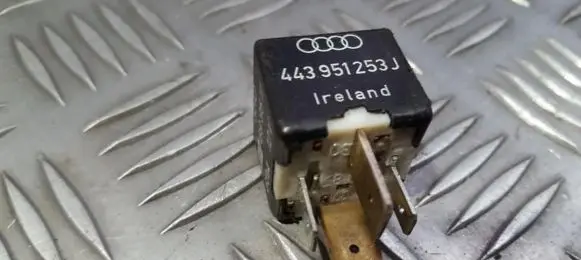 Audi A4 S4 B5 8D Other relay 443951253J