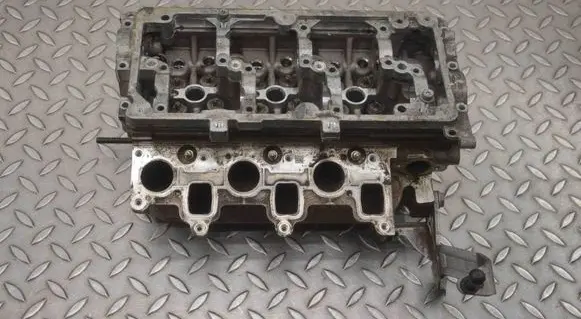 Engine head