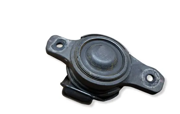 Subaru Forester SH Engine mount bracket 