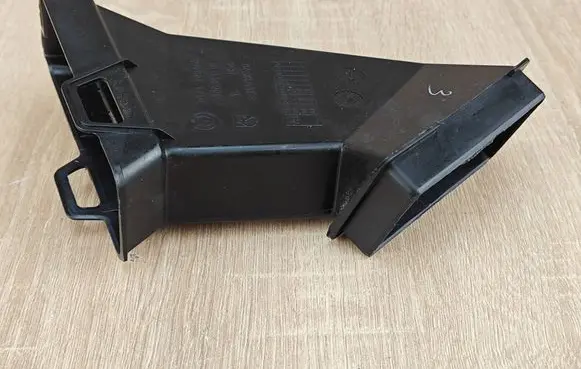 BMW X6 G06 Rain gutter 7434888