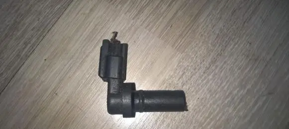 Ford Mondeo Mk III Crankshaft position sensor f43e6b288aa f43e-6b288-aa