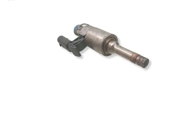 Audi A3 S3 8V Fuel injector 04E906036E