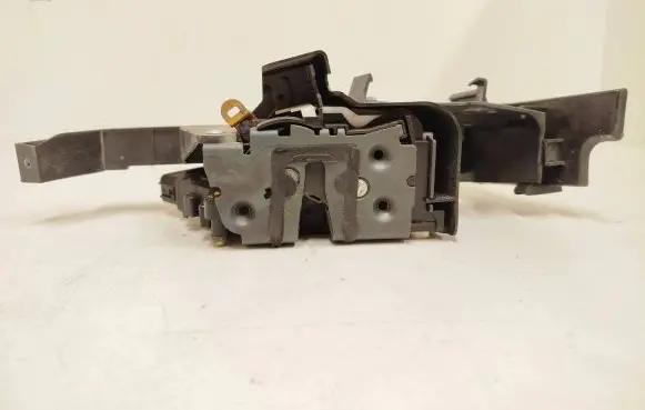 Ford Focus C-MAX Rear door lock R26413bm