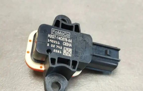 Ford Mondeo MK V Airbag deployment crash/impact sensor H2GT14C676AA