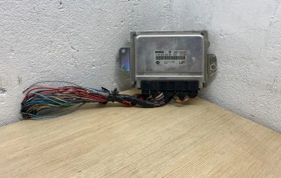Nissan Almera Tino Engine control unit/module 237104U100 28SA4560 0281010265
