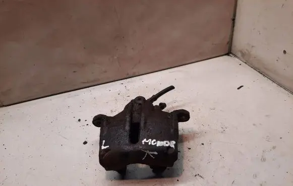 Ford Mondeo Mk III Front brake caliper