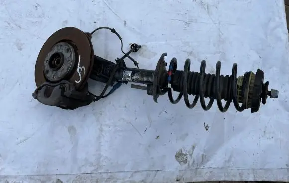Citroen C3 Front wheel hub spindle knuckle 5P5