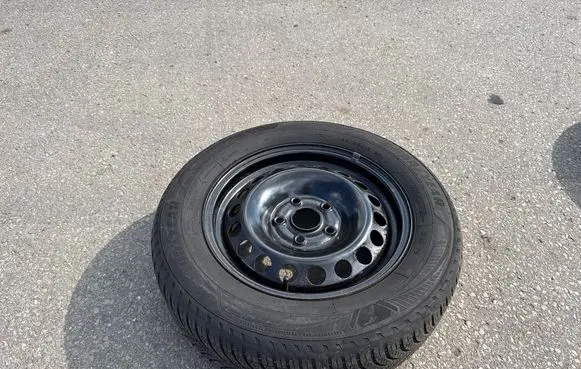 Volkswagen Caddy R15 spare wheel 1K0601027T 027T