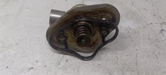BMW 3 E90 E91 Fuel injection high pressure pump 7562473