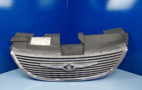 Chrysler Voyager Front bumper upper radiator grill 04857410AC 04857218AC 4857522AA