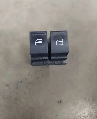 Volkswagen Scirocco Electric window control switch 1K3959857A