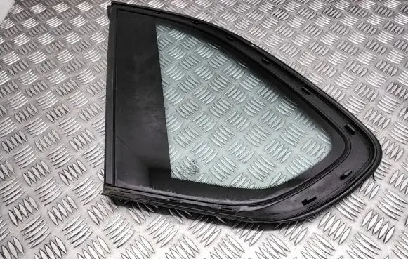 BMW X5 F15 Rear side window 43A000262