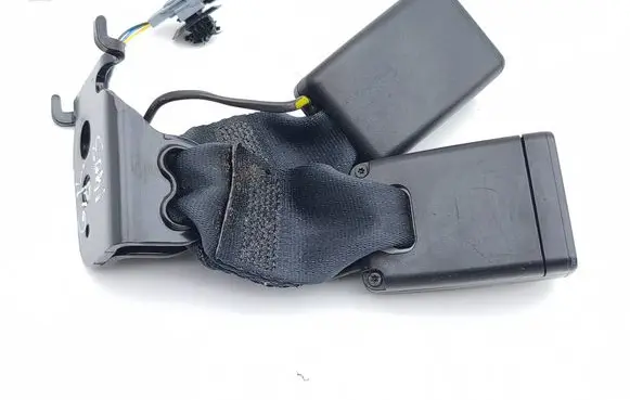 Renault Megane IV Rear seatbelt buckle 878175322R 9175115