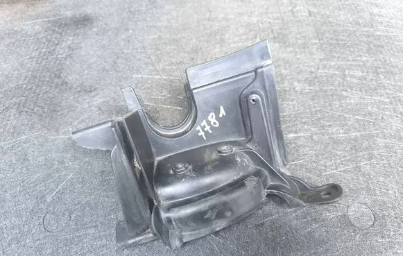 BMW X3 F25 Other engine bay part 7213665 1771410A