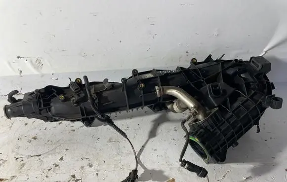 BMW 5 F10 F11 Intake manifold 7800088 3151 1104070533