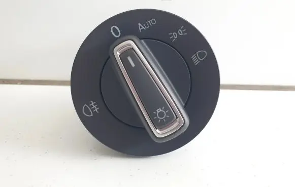 Volkswagen e-Golf Light switch 5G0941431BE