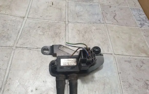 Ford Galaxy Exhaust gas pressure sensor AV615L200AA