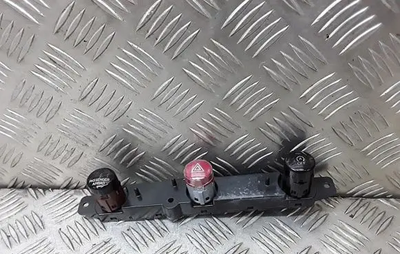 Fiat 500X Hazard light switch 07356109130