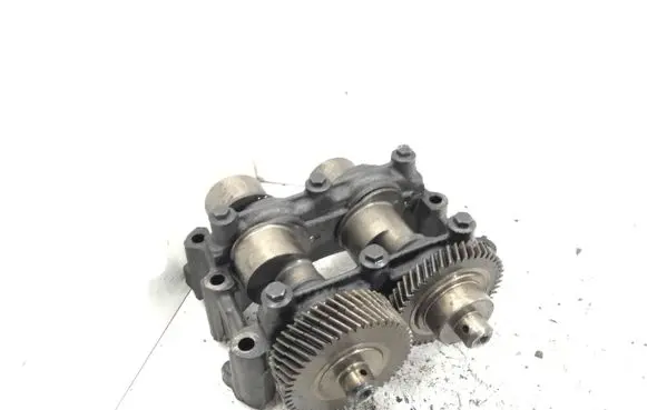 Nissan X-Trail T31 Oil pump balance shaft 8200488596