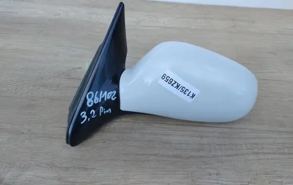 KIA Clarus Front door electric wing mirror E13015001