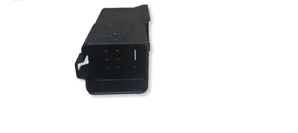 Volvo V70 Glow plug pre-heat relay 30751798