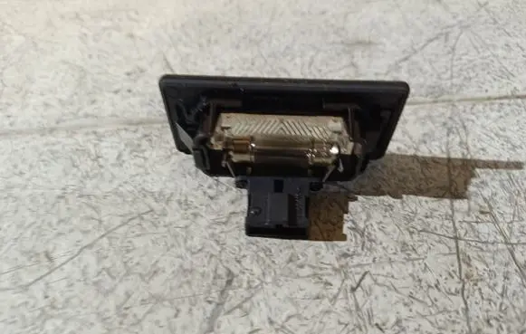 Audi A5 8T 8F Number plate light 8T0943021