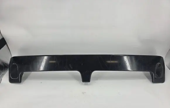 Mitsubishi Pajero Tailgate/trunk spoiler MR462996