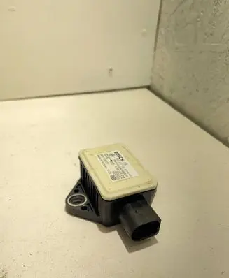 Audi A6 S6 C6 4F ESP acceleration yaw rate sensor 8E0907637B 0265005618