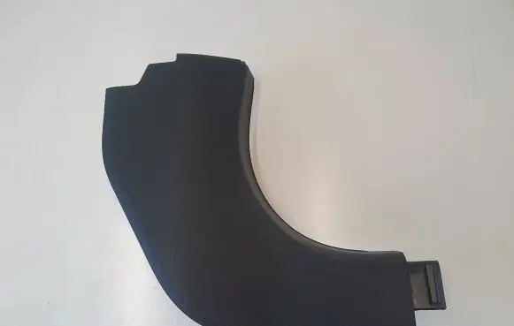 Foot area side trim