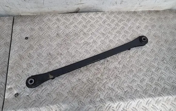 Rear control arm
