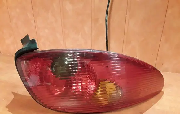 Peugeot 206 Rear/tail lights