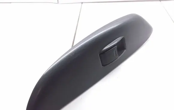 Toyota Yaris Electric window control switch