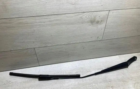 Skoda Octavia Mk3 (5E) Front wiper blade arm 5E1955410