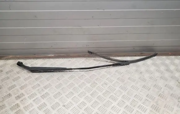 Audi Q3 F3 Front wiper blade arm 83B955408A