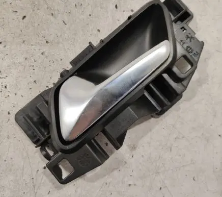Front door interior handle