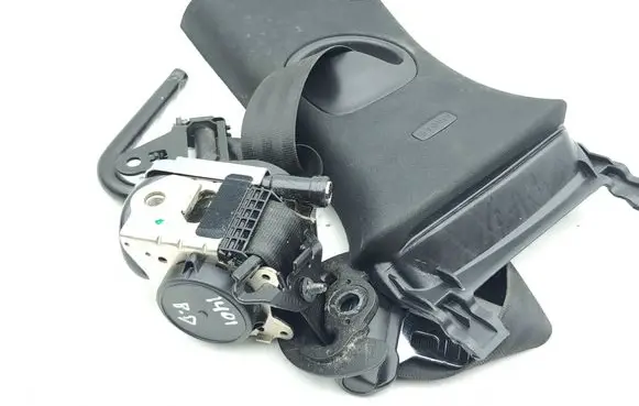 Jaguar F-Pace Front seatbelt 0589P10021 635394200A 012L0000