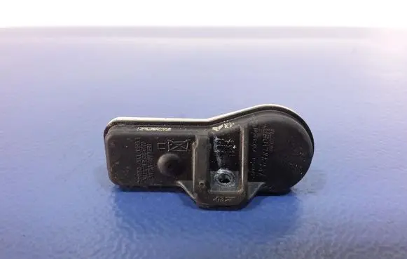 Peugeot 3008 I Tire pressure sensor 