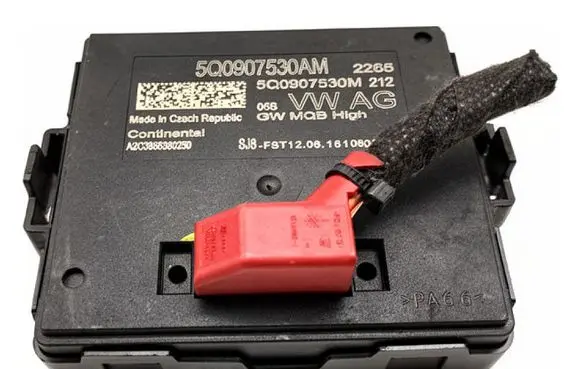 Skoda Superb B8 (3V) Gateway control module 5Q0907530AM