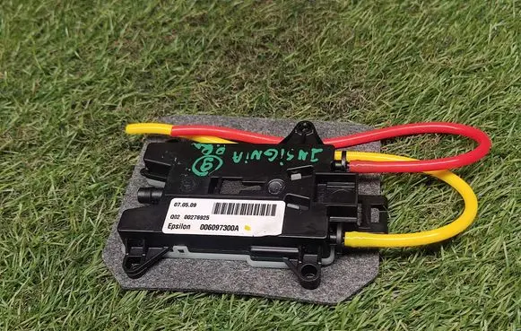 Opel Insignia A Sensor 006097300A 00276925