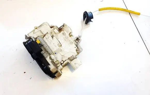 Seat Exeo (3R) Rear door lock