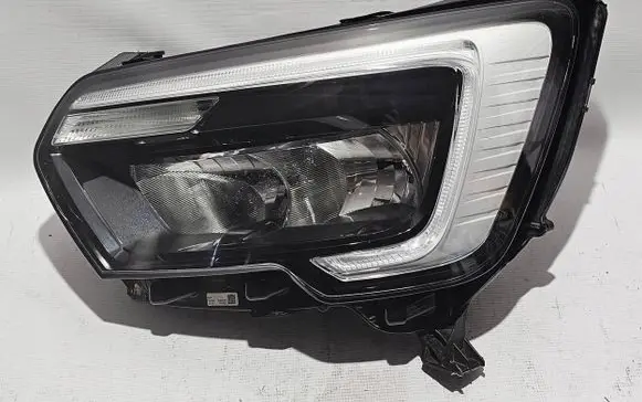 Renault Master III Headlight/headlamp 260607867R