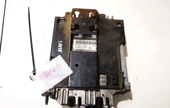 Renault Scenic I Engine control unit/module hom7700111552 7700114644