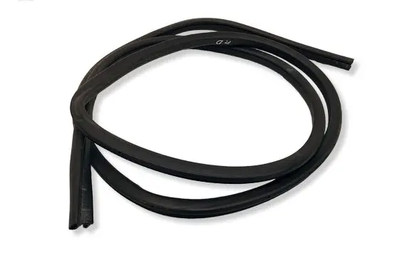 Nissan Qashqai Rubber seal front door (on door) 