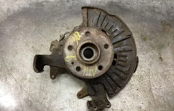 Mercedes-Benz ML W163 Rear wheel hub