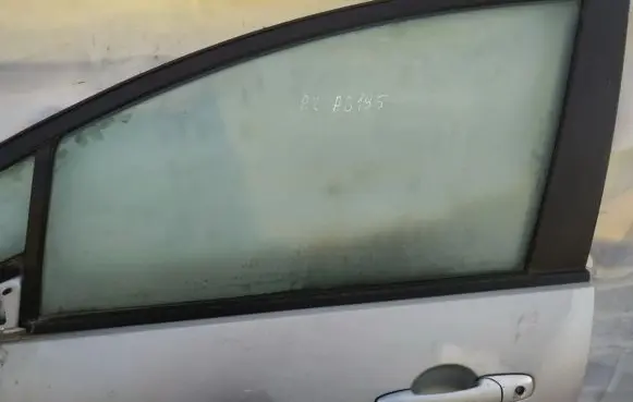 Mazda 5 Front door window glass four-door