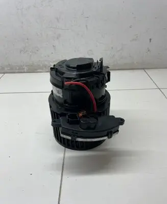 Peugeot 308 Heater fan/blower T71637C