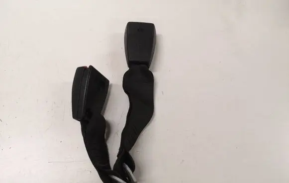 BMW 3 E46 Rear seatbelt buckle 8226039 62860 8233292
