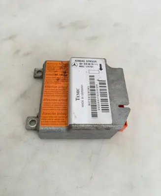 Mercedes-Benz E W210 Airbag control unit/module 0018200026 12767501